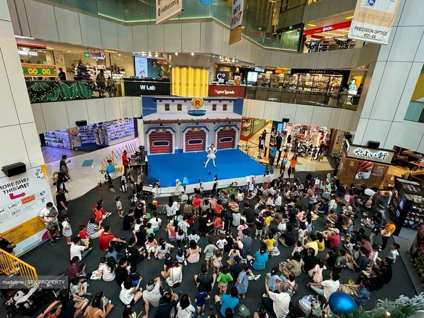 United Square (D11), Retail #540174811